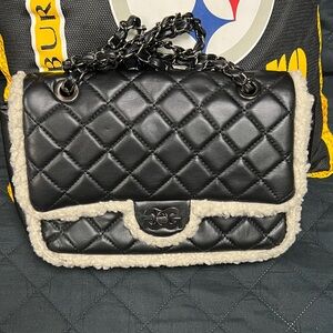 Gilda Paris Black Quilted Shoulder Bag with Chain Strap